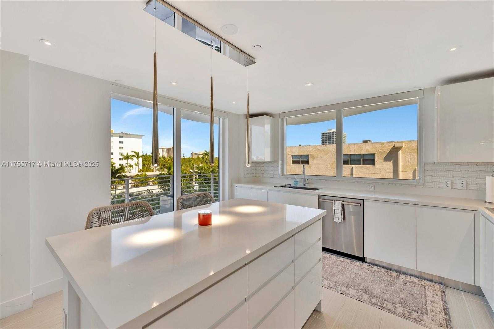 Small Image of 612 BAYSHORE DR #301, Fort Lauderdale Number 22