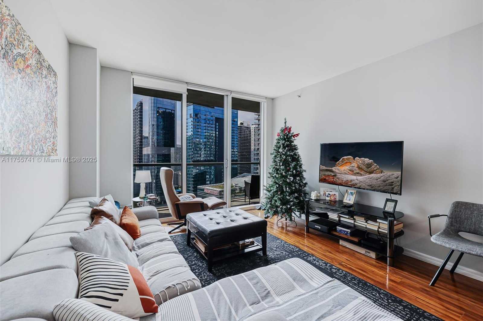 Small Image of 55 SOUTH EAST 6TH ST #3106, Miami Number 5