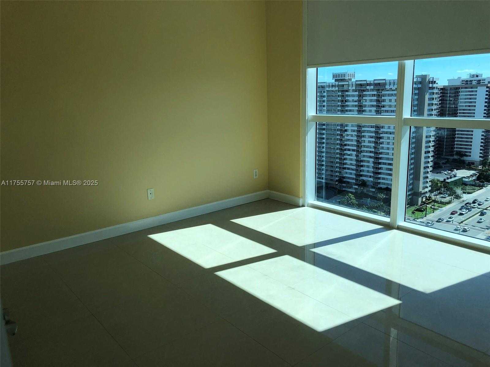 Small Image of 1945 SOUTH OCEAN DR #2103, Hallandale Beach Number 6