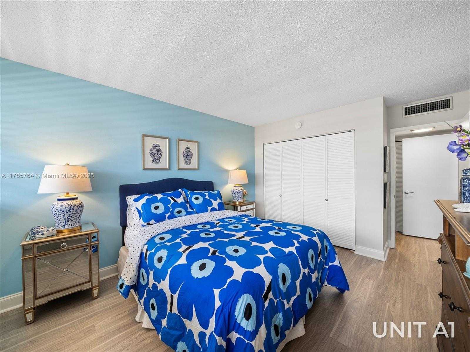 Small Image of 13131 IXORA CT #A-1, A-2, A-3, North Miami Number 15