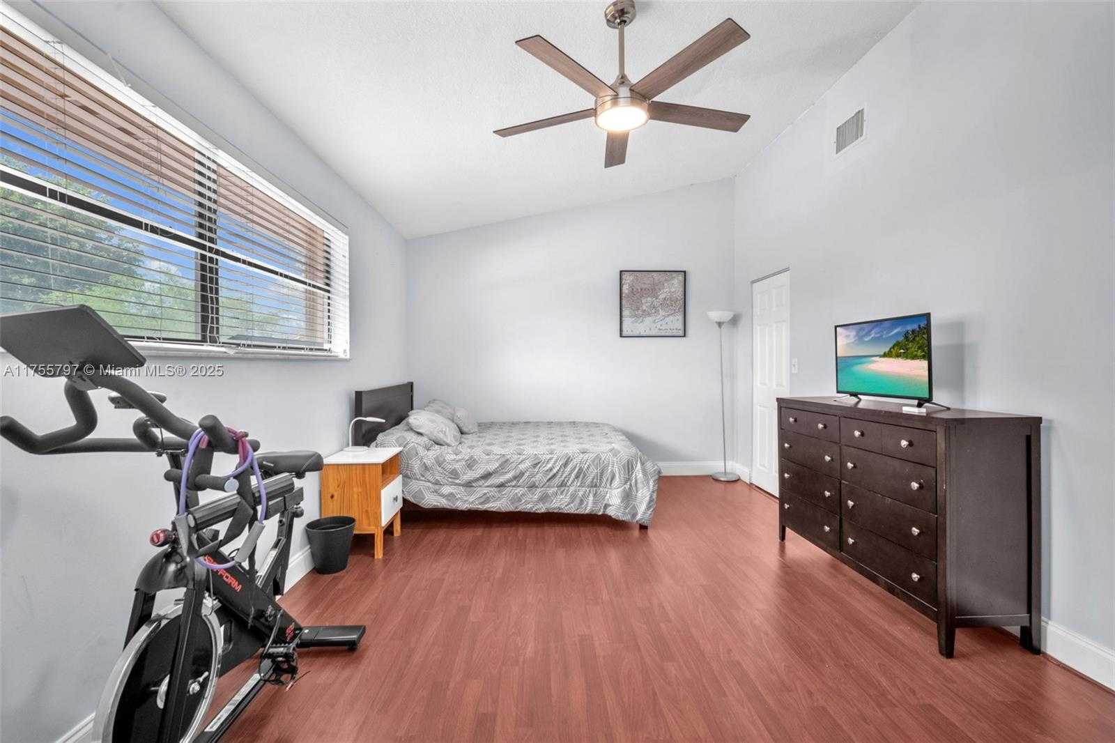 Small Image of 13350 SOUTH WEST 88TH TER #B, Miami Number 13