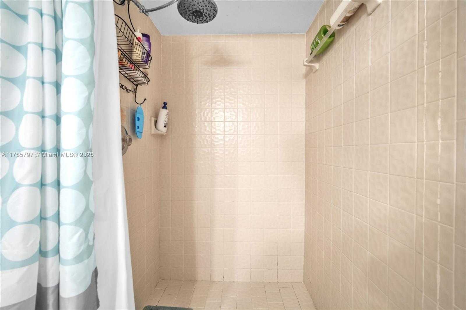 Small Image of 13350 SOUTH WEST 88TH TER #B, Miami Number 19