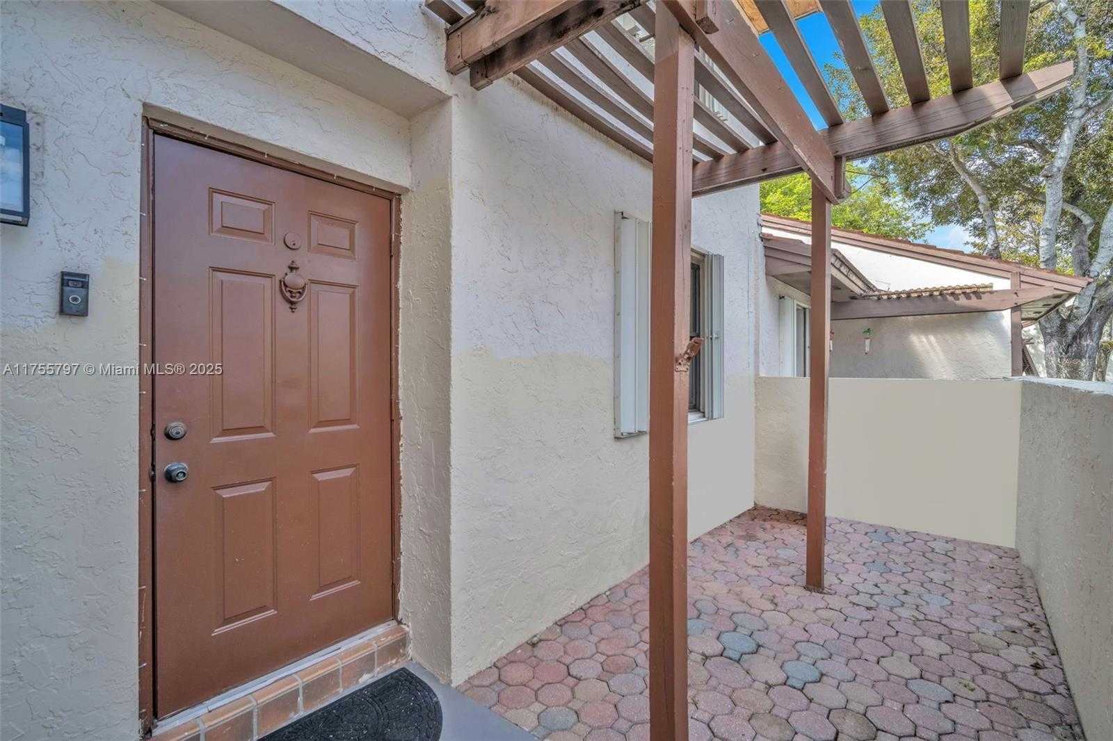 Small Image of 13350 SOUTH WEST 88TH TER #B, Miami Number 30