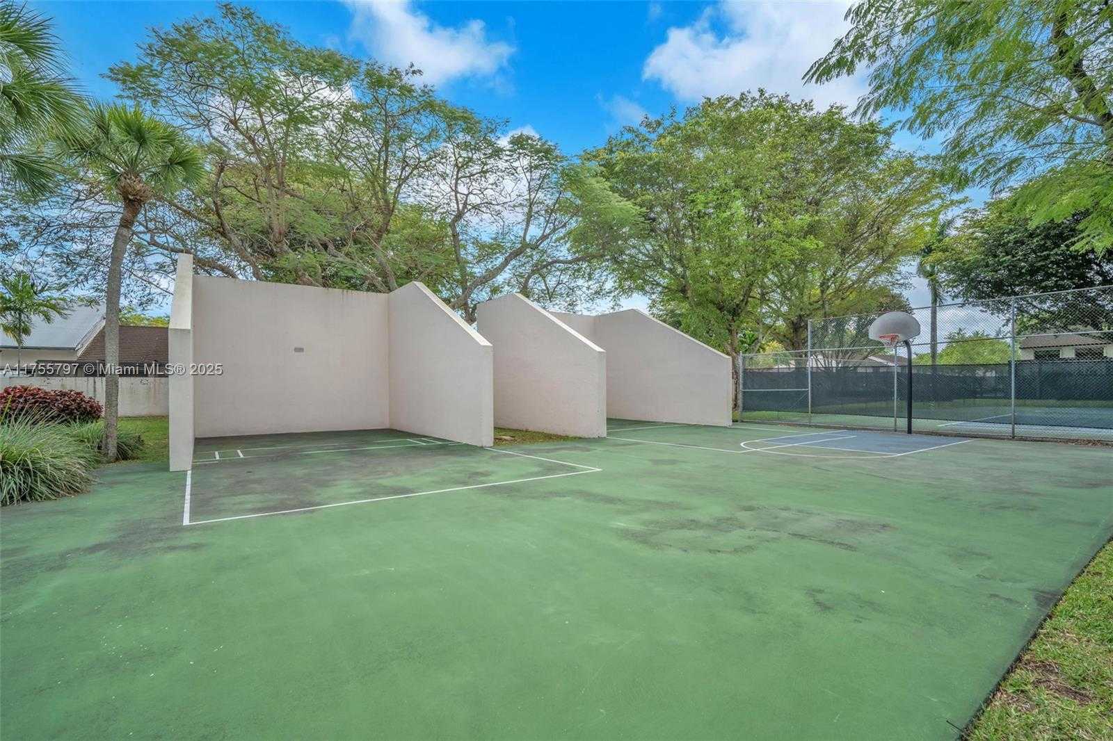 Small Image of 13350 SOUTH WEST 88TH TER #B, Miami Number 36