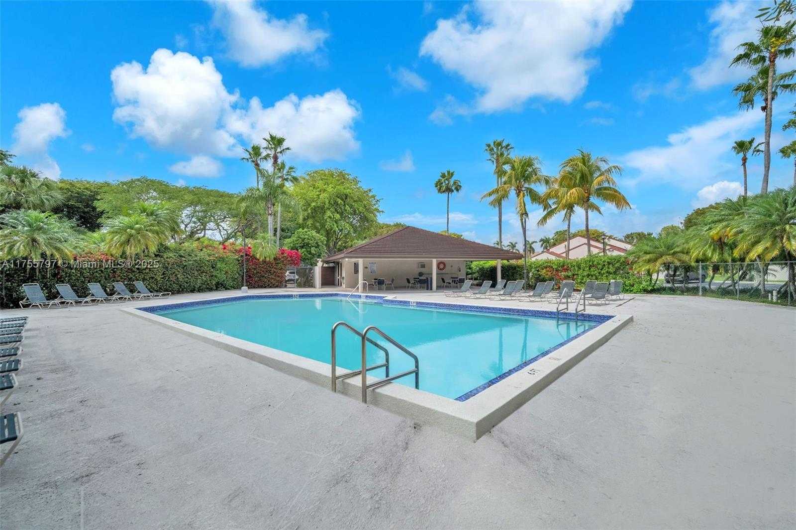 Small Image of 13350 SOUTH WEST 88TH TER #B, Miami Number 38