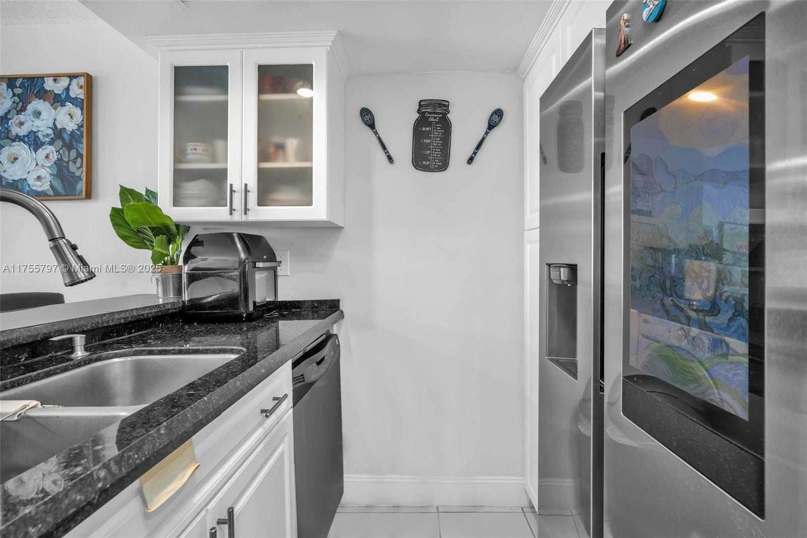 Small Image of 13350 SOUTH WEST 88TH TER #B, Miami Number 7