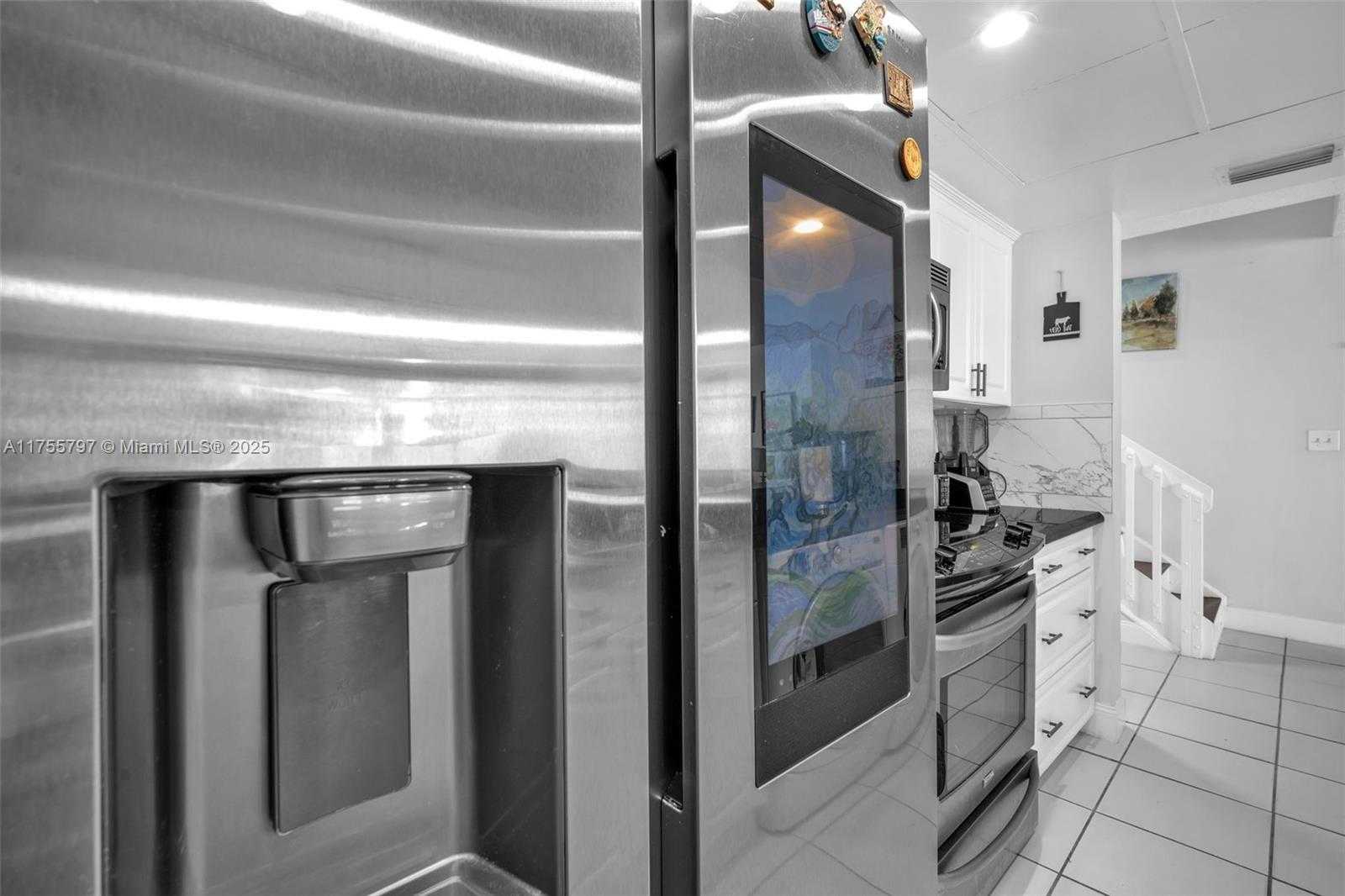 Small Image of 13350 SOUTH WEST 88TH TER #B, Miami Number 8