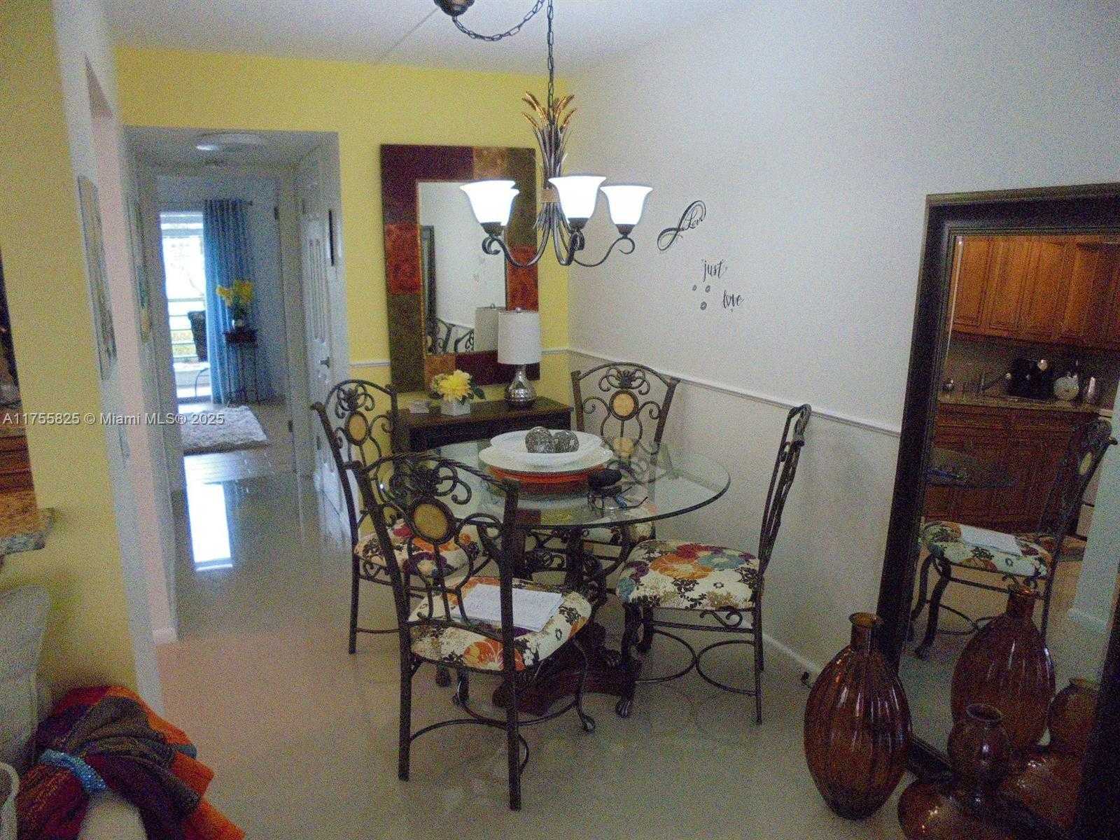 Small Image of 400 BRIGHTON J #400, Boca Raton Number 11