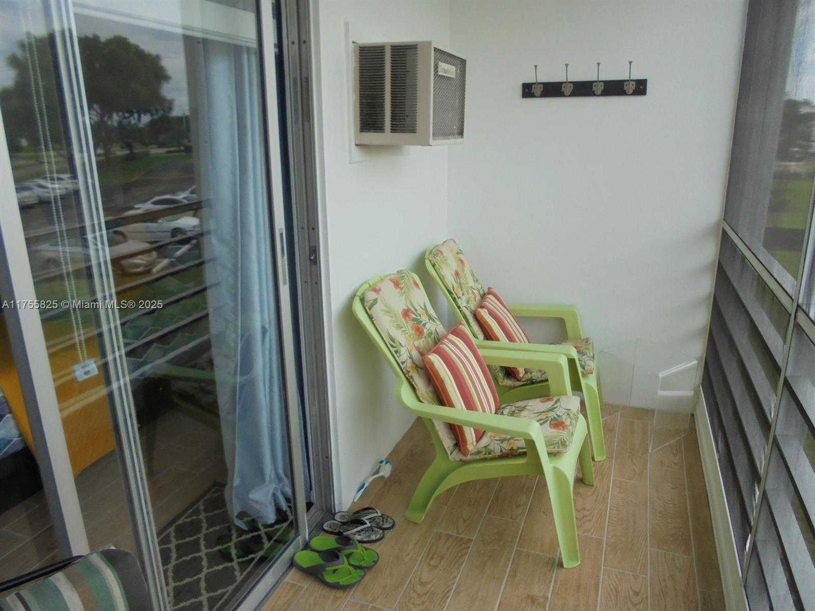 Small Image of 400 BRIGHTON J #400, Boca Raton Number 2