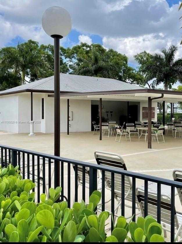 Small Image of 400 BRIGHTON J #400, Boca Raton Number 28
