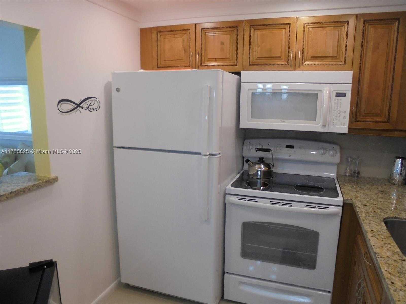 Small Image of 400 BRIGHTON J #400, Boca Raton Number 7