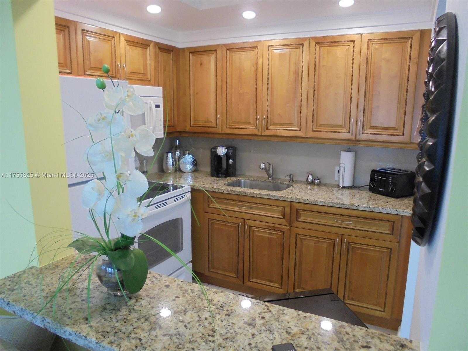 Small Image of 400 BRIGHTON J #400, Boca Raton Number 9
