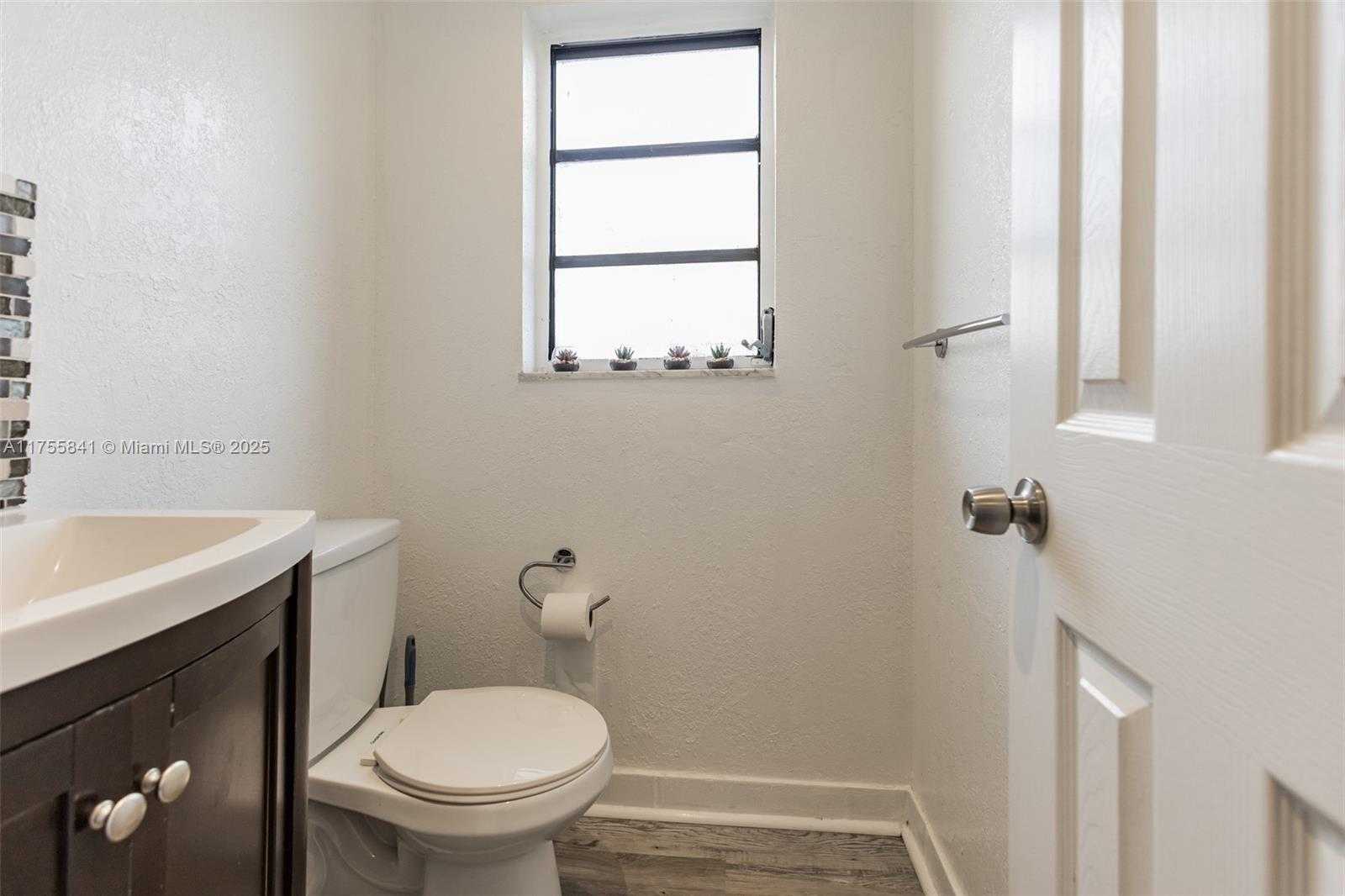 Small Image of 8090 NORTH WEST 13TH ST #I, Margate Number 14