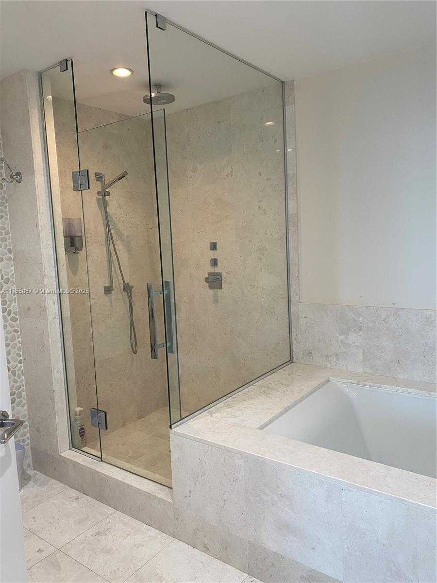 Small Image of 17121 COLLINS AVE #1906, Sunny Isles Beach Number 10