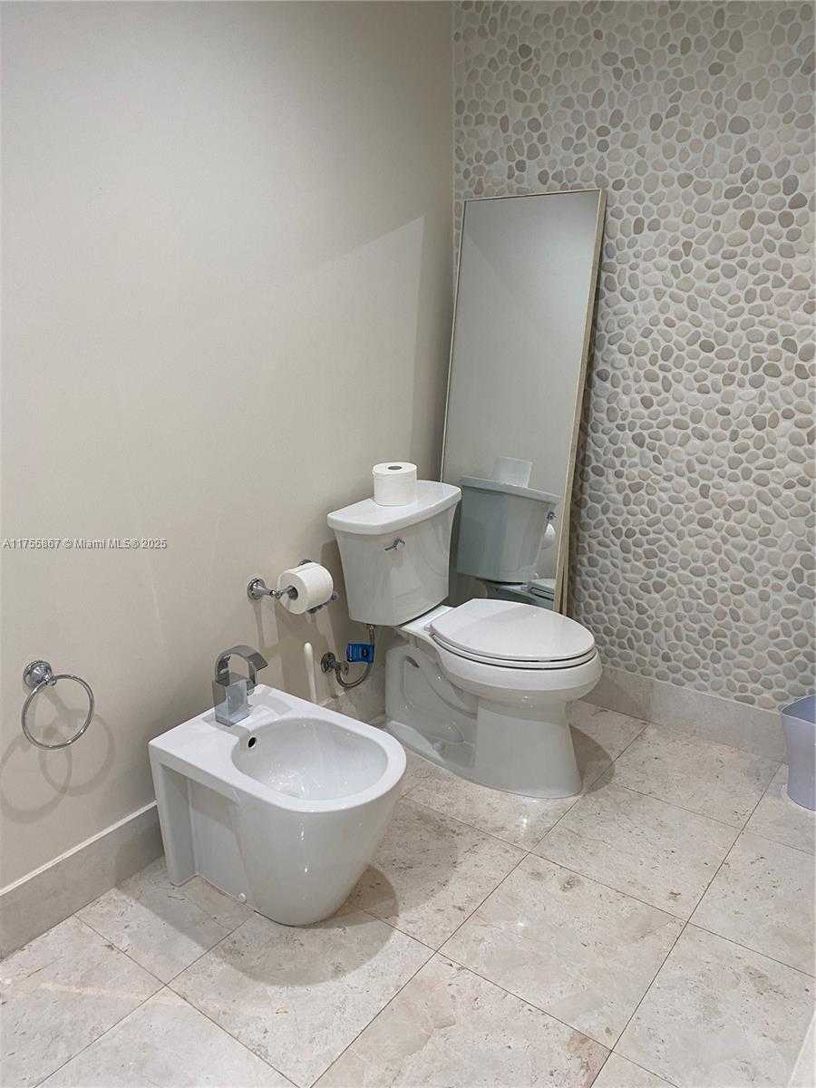 Small Image of 17121 COLLINS AVE #1906, Sunny Isles Beach Number 11