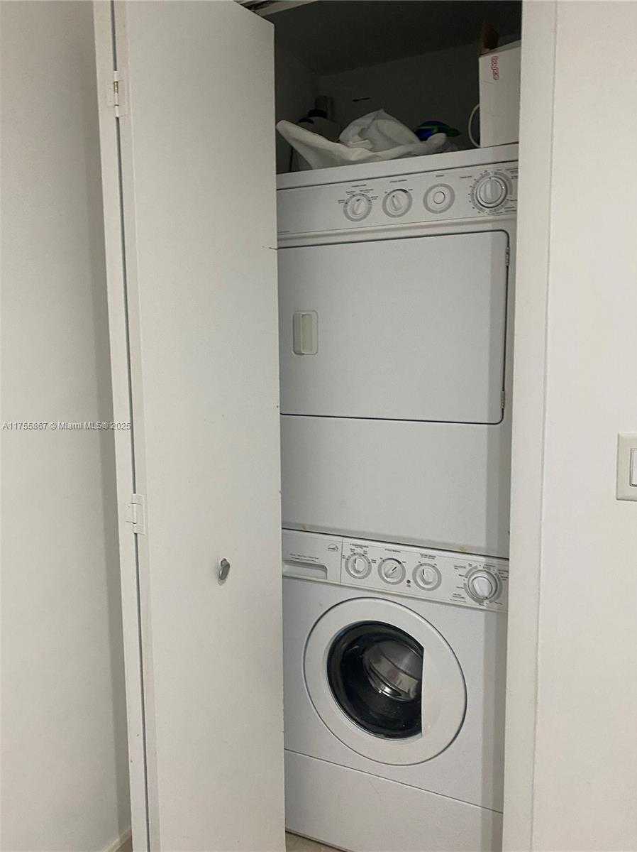 Small Image of 17121 COLLINS AVE #1906, Sunny Isles Beach Number 13