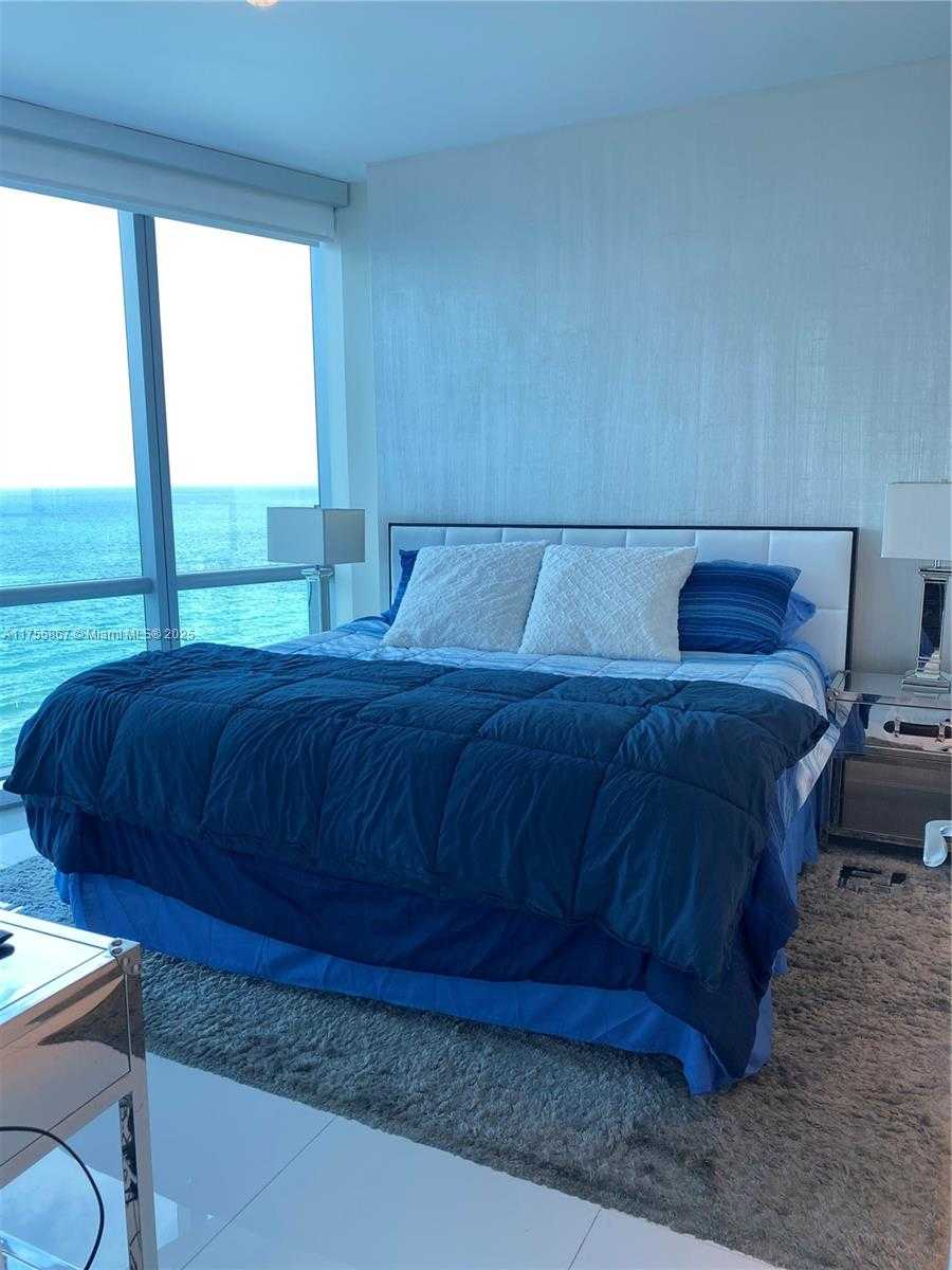 Small Image of 17121 COLLINS AVE #1906, Sunny Isles Beach Number 7