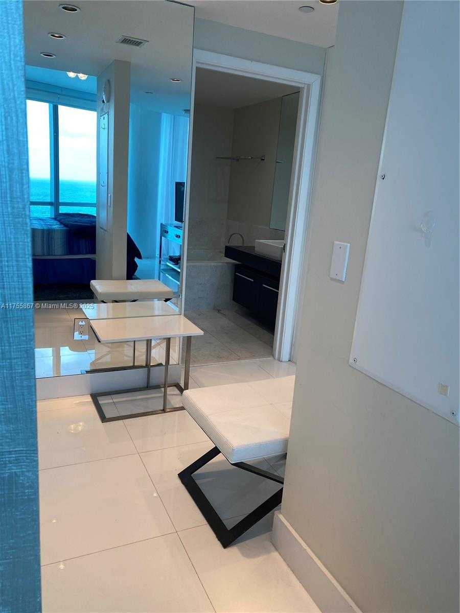 Small Image of 17121 COLLINS AVE #1906, Sunny Isles Beach Number 8