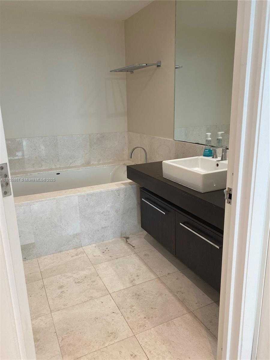 Small Image of 17121 COLLINS AVE #1906, Sunny Isles Beach Number 9