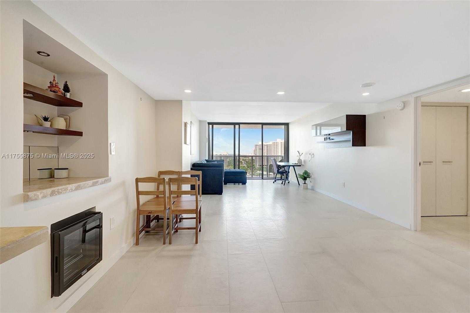 Small Image of 3675 NORTH COUNTRY CLUB DR #2310, Aventura Number 17