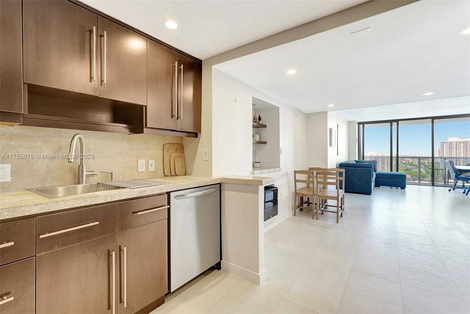Small Image of 3675 NORTH COUNTRY CLUB DR #2310, Aventura Number 21