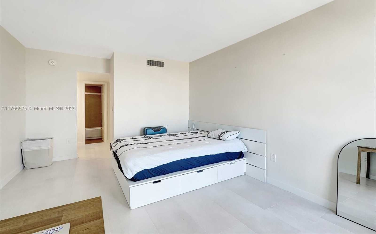 Small Image of 3675 NORTH COUNTRY CLUB DR #2310, Aventura Number 30