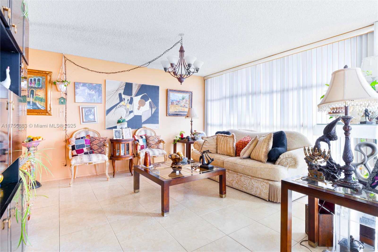 Small Image of 600 PARKVIEW DR #1109, Hallandale Beach Number 16
