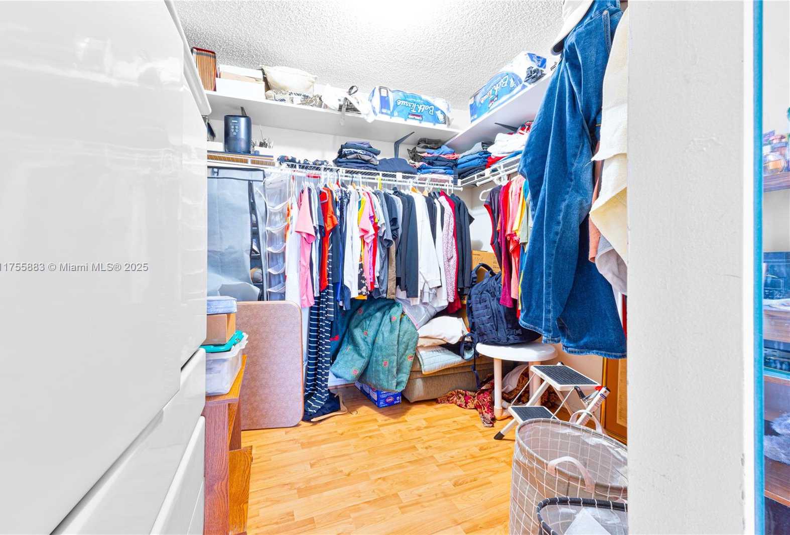 Small Image of 600 PARKVIEW DR #1109, Hallandale Beach Number 25