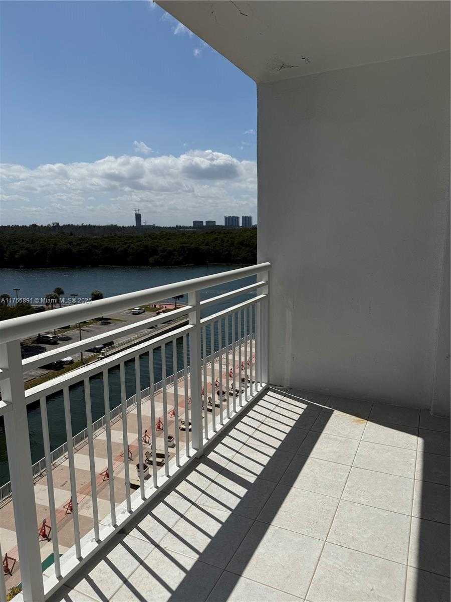 Small Image of 400 KINGS POINT DR #801, Sunny Isles Beach Number 14