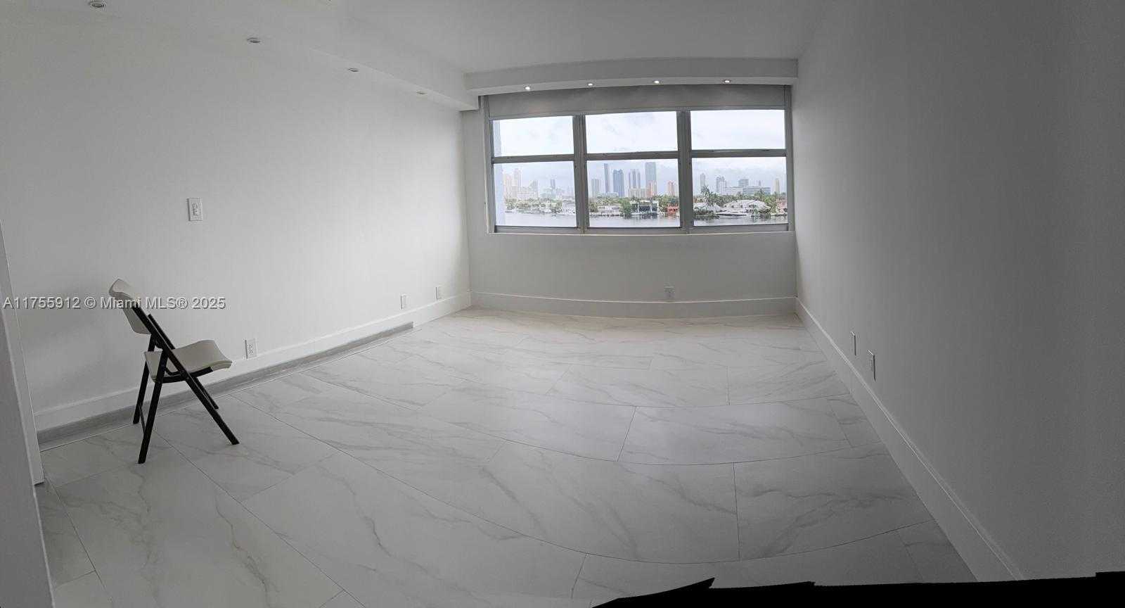 Small Image of 16570 NORTH EAST 26TH AVE #5G BOAT SLIP INCLUDED, North Miami Beach Number 50