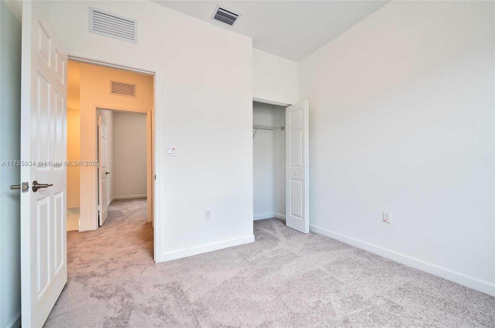 Small Image of 523 SOUTH WEST 19TH TER, Fort Lauderdale Number 22