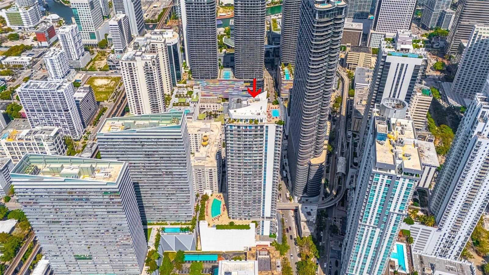 Small Image of 1100 S Miami Ave, Miami, FL 33130, USA Number 33