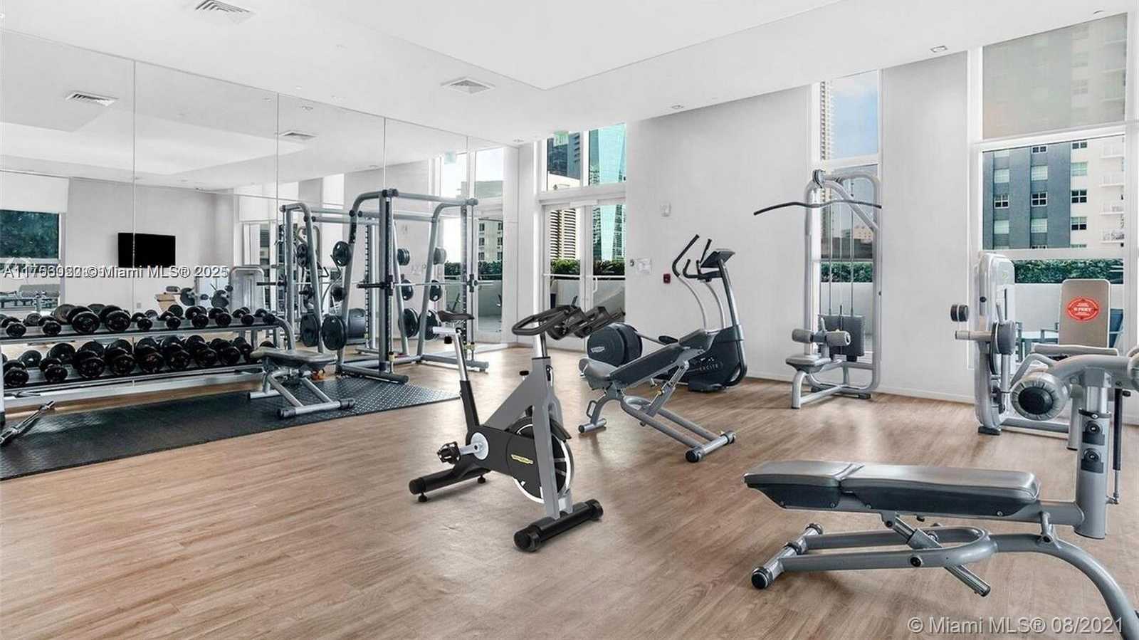 Small Image of 1100 S Miami Ave, Miami, FL 33130, USA Number 48