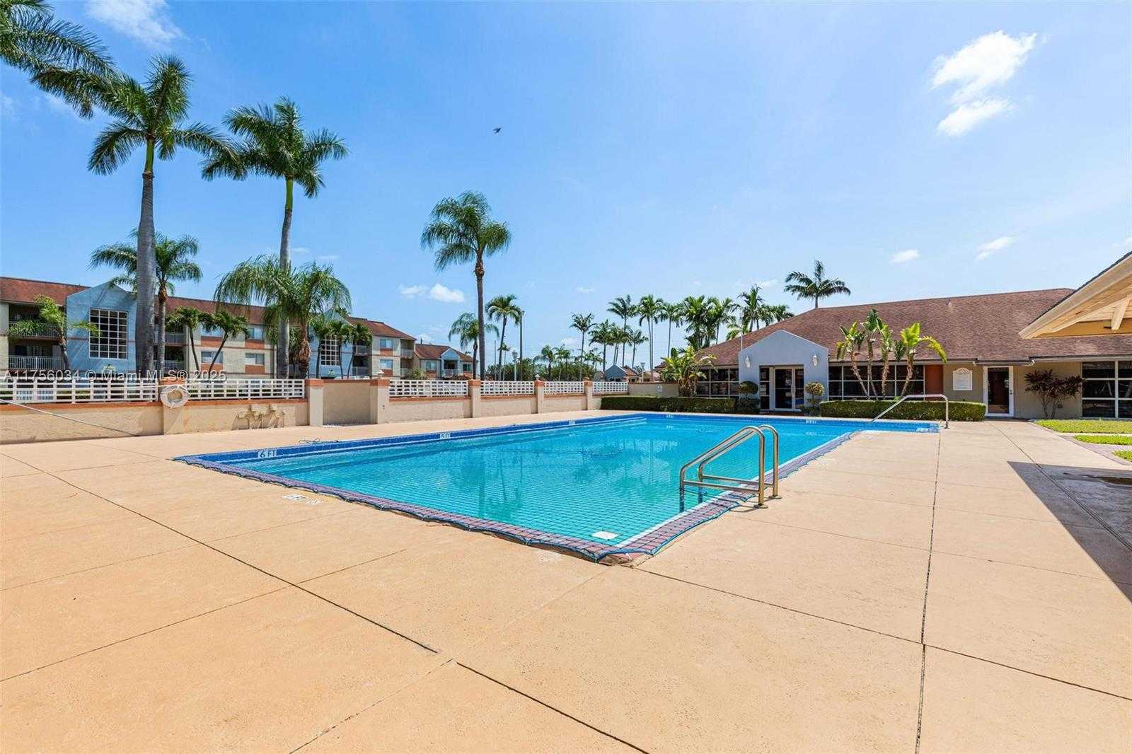 Small Image of 18830 NORTH WEST 57TH AVE #201, Hialeah Number 28
