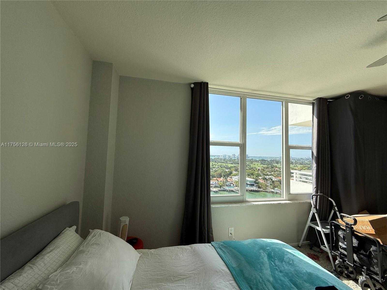 Small Image of 5600 COLLINS AVE #16G, Miami Beach Number 19