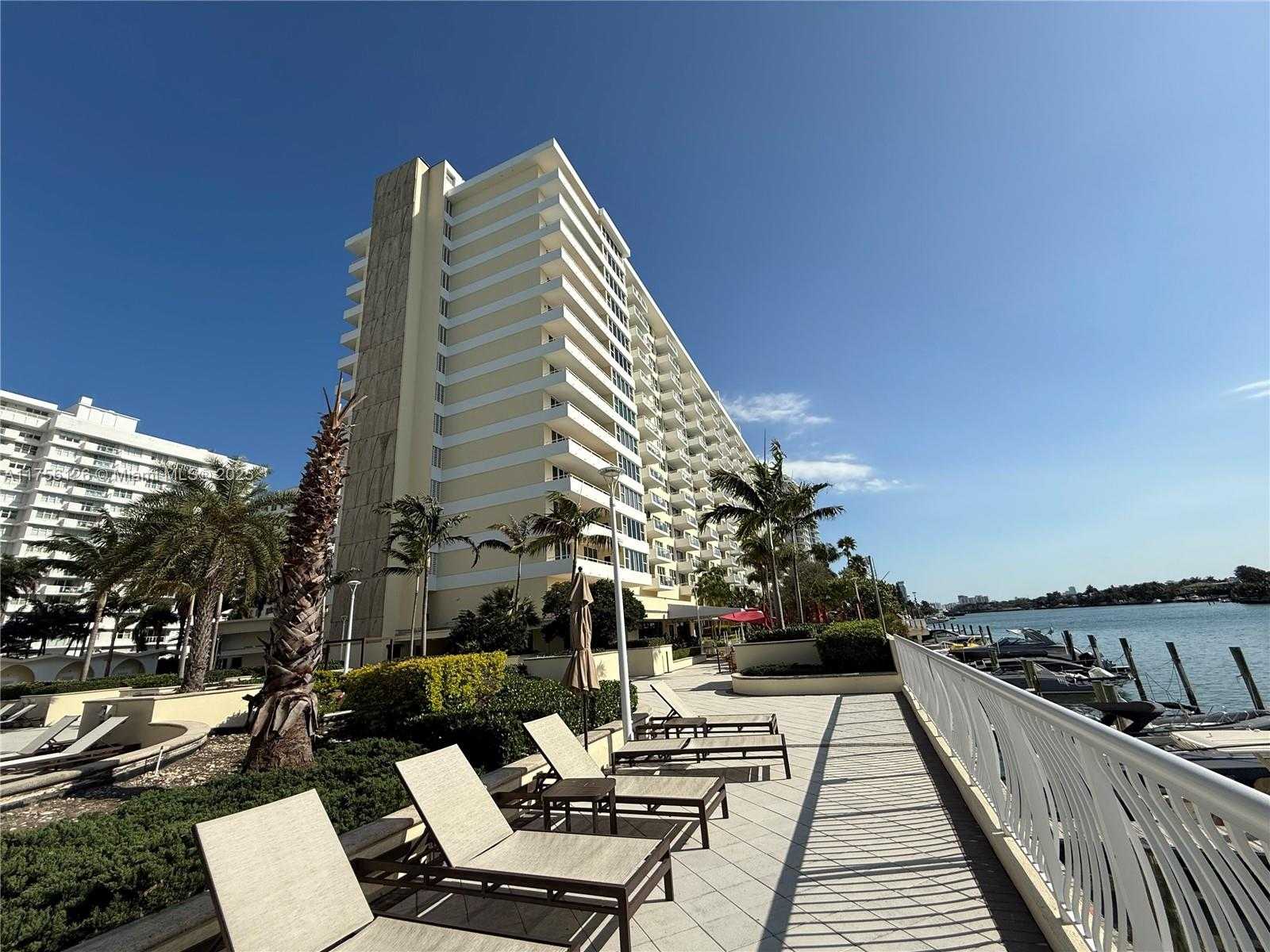 Small Image of 5600 COLLINS AVE #16G, Miami Beach Number 23