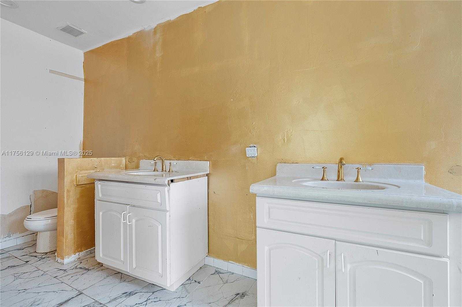 Small Image of 21375 MARINA COVE CIR #14-A, Aventura Number 20