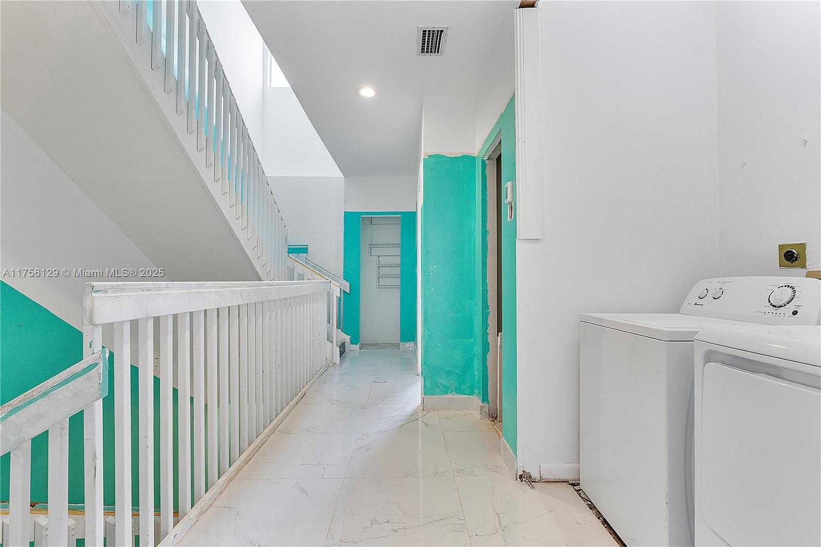Small Image of 21375 MARINA COVE CIR #14-A, Aventura Number 23