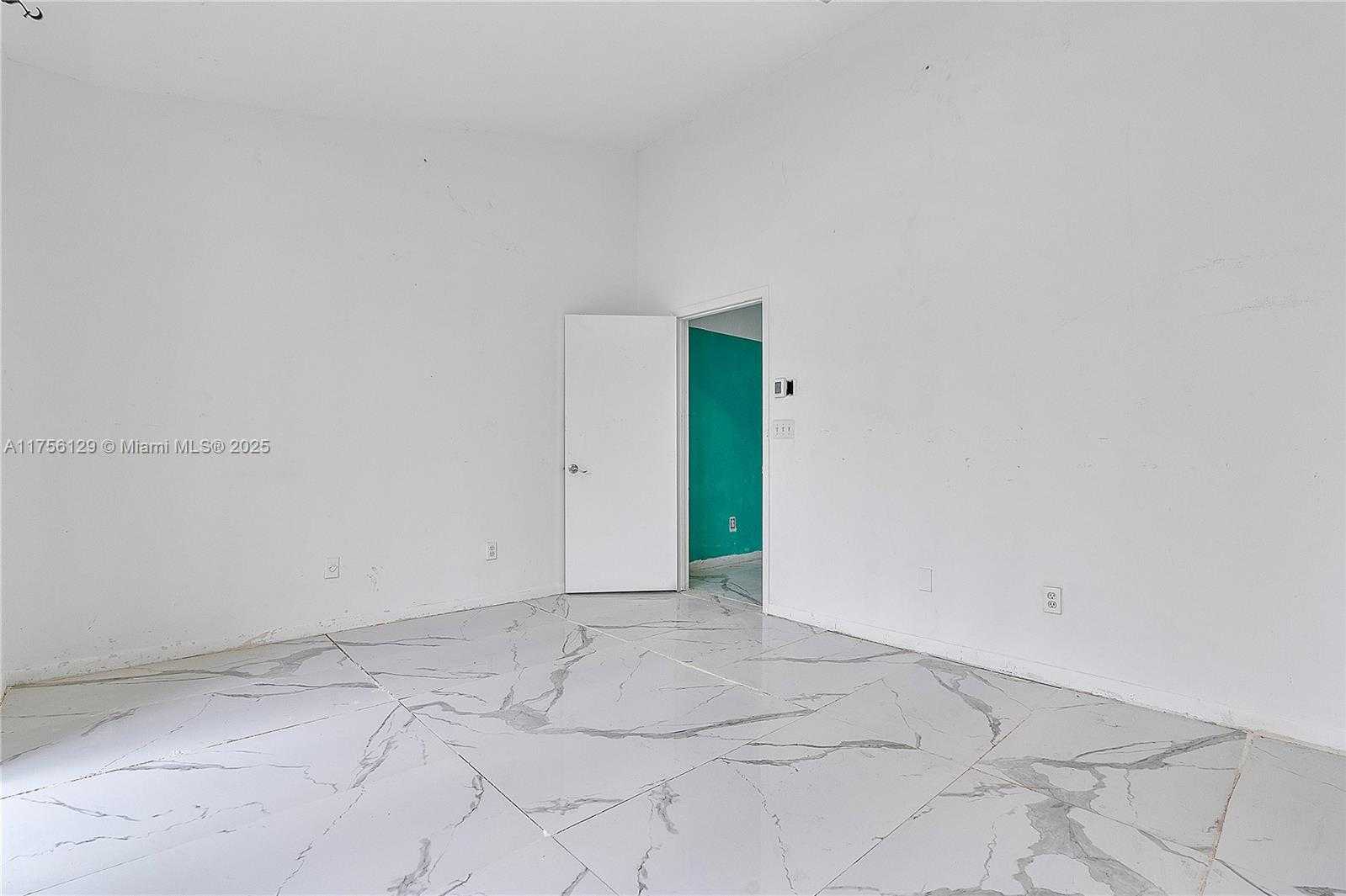 Small Image of 21375 MARINA COVE CIR #14-A, Aventura Number 29
