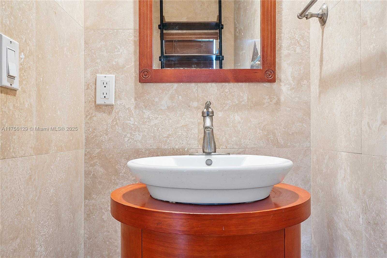 Small Image of 21375 MARINA COVE CIR #14-A, Aventura Number 37