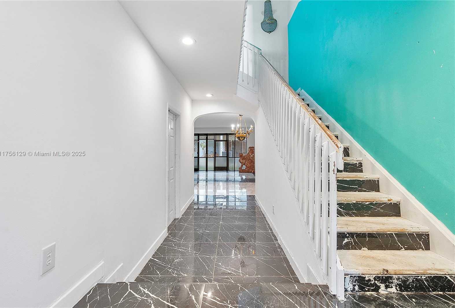 Small Image of 21375 MARINA COVE CIR #14-A, Aventura Number 6