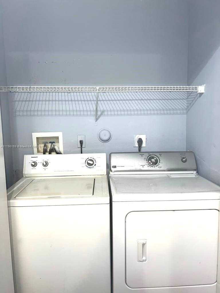 Small Image of 1109 SOUTH WEST 44TH WAY #1109, Deerfield Beach Number 11