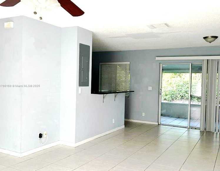 Small Image of 1109 SOUTH WEST 44TH WAY #1109, Deerfield Beach Number 9