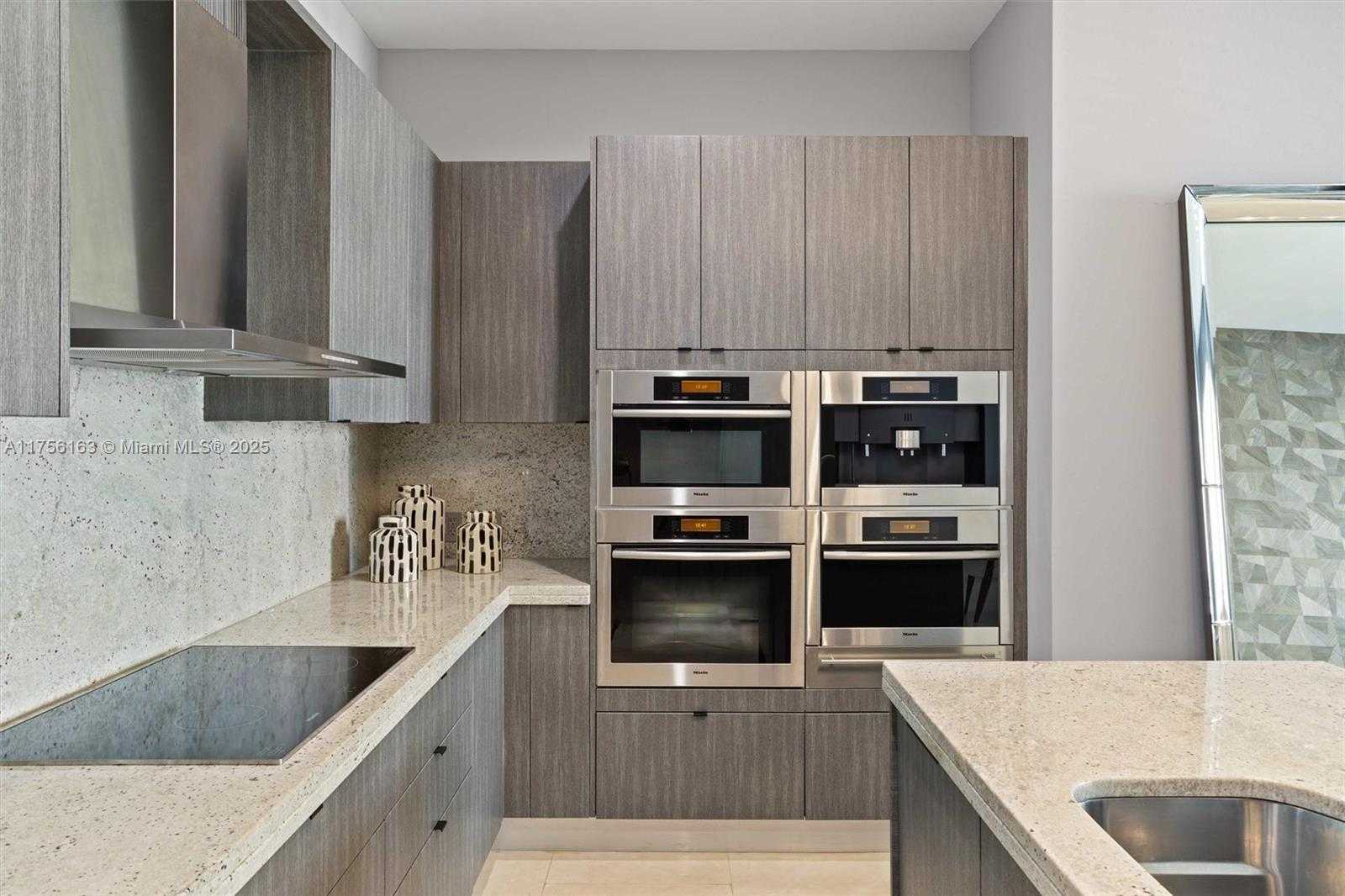 Small Image of 900 BRICKELL KEY BLVD #1502, Miami Number 11