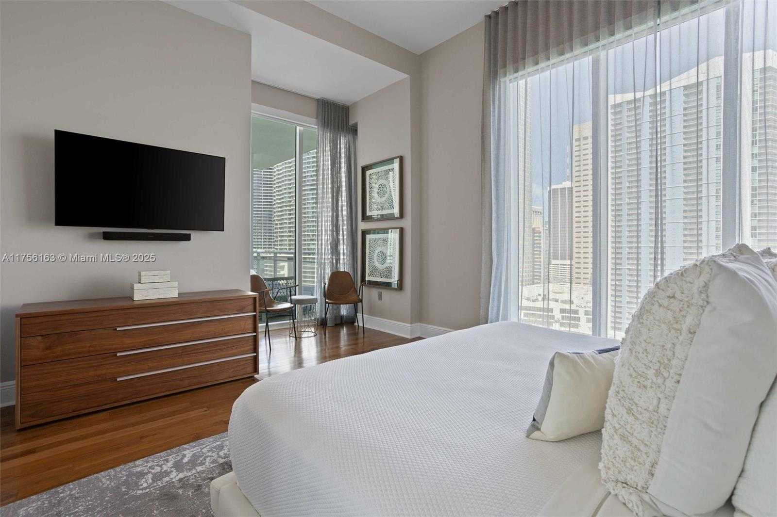 Small Image of 900 BRICKELL KEY BLVD #1502, Miami Number 20
