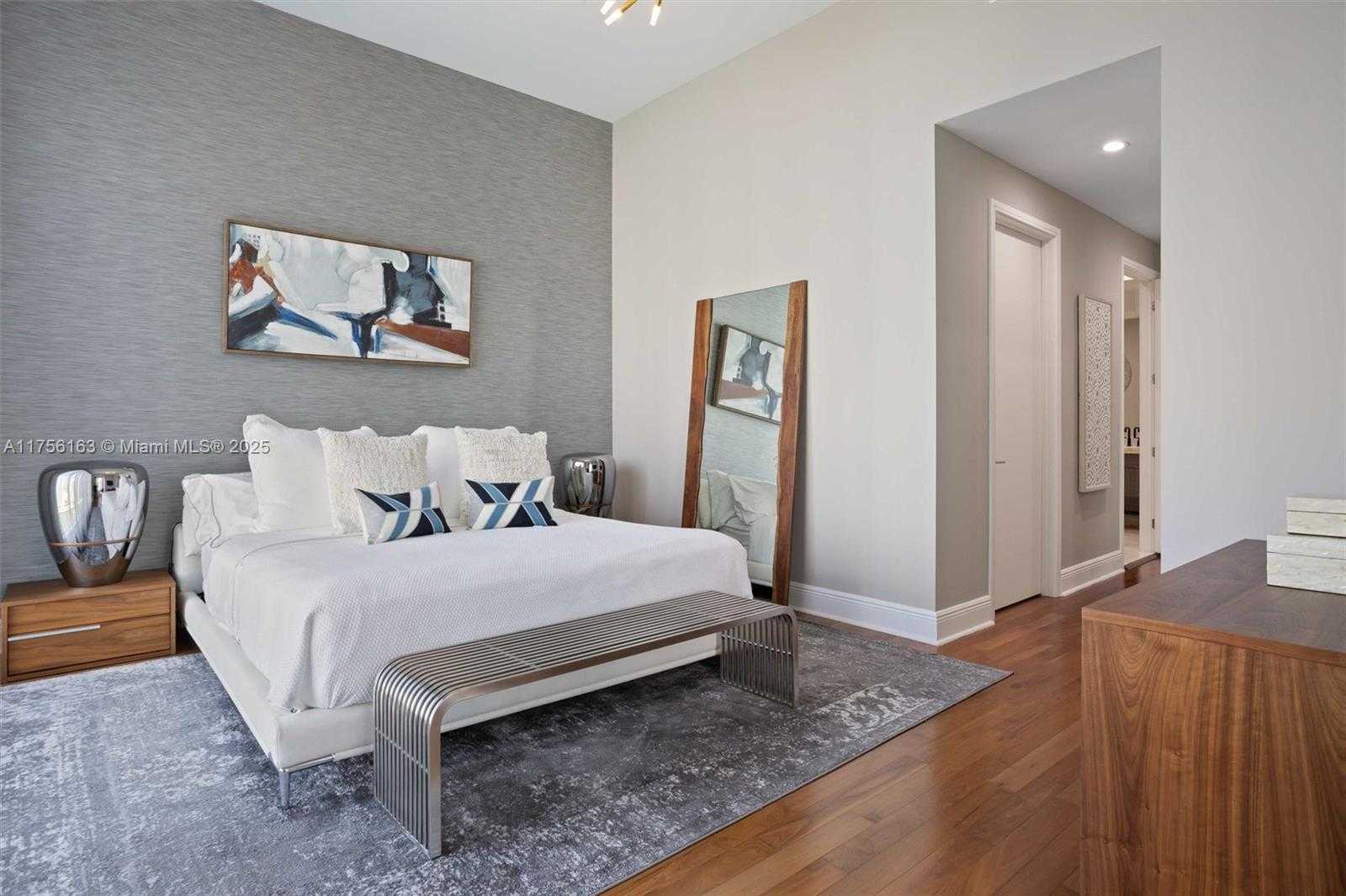 Small Image of 900 BRICKELL KEY BLVD #1502, Miami Number 22