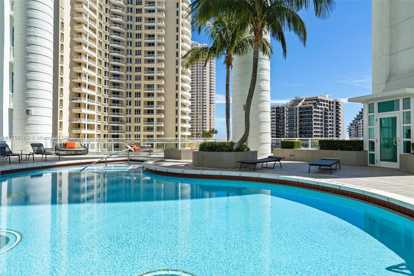 Small Image of 900 BRICKELL KEY BLVD #1502, Miami Number 36