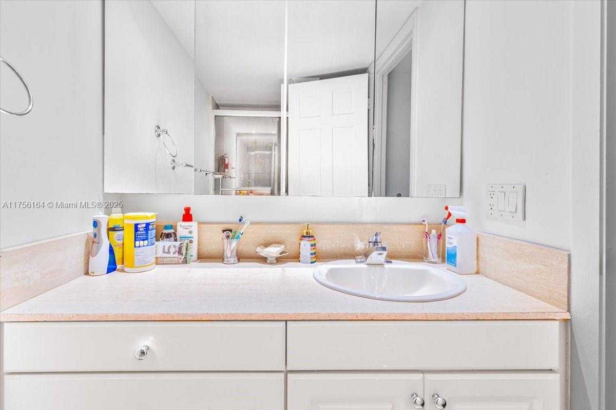 Small Image of 1201 SOUTH S OCEAN #504N, Hollywood Number 18
