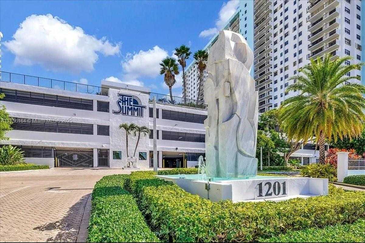 Small Image of 1201 SOUTH S OCEAN #504N, Hollywood Number 2