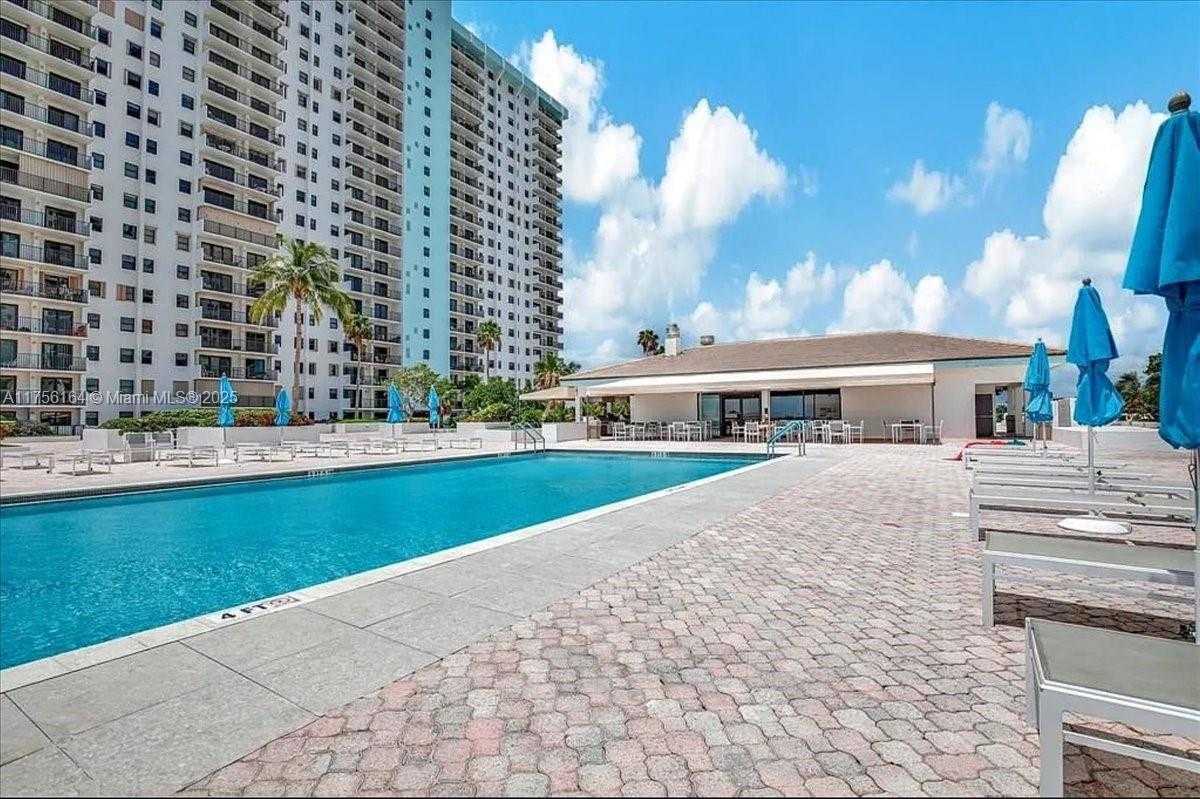 Small Image of 1201 SOUTH S OCEAN #504N, Hollywood Number 3
